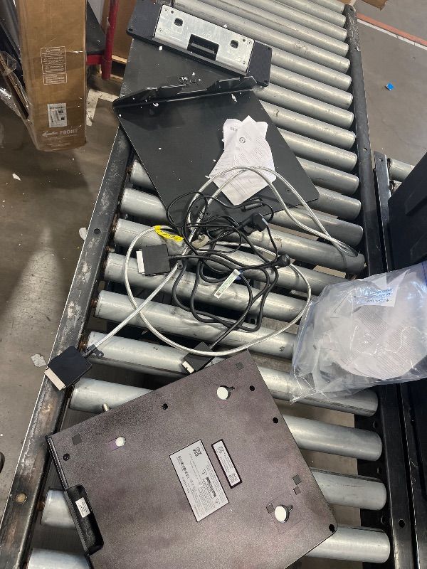 Photo 1 of ****PARTS ONLY!!!****
(scratches, used as parts//) SAMSUNG 77-Inch Class OLED S95F 4K Glare Free Smart TV (2025 Model) NQ4 AI Gen3 Processor, OLED HDR Pro, Motion Xcelerator 164Hz, Dolby Atmos, Samsung Vision AI, Alexa Built-in