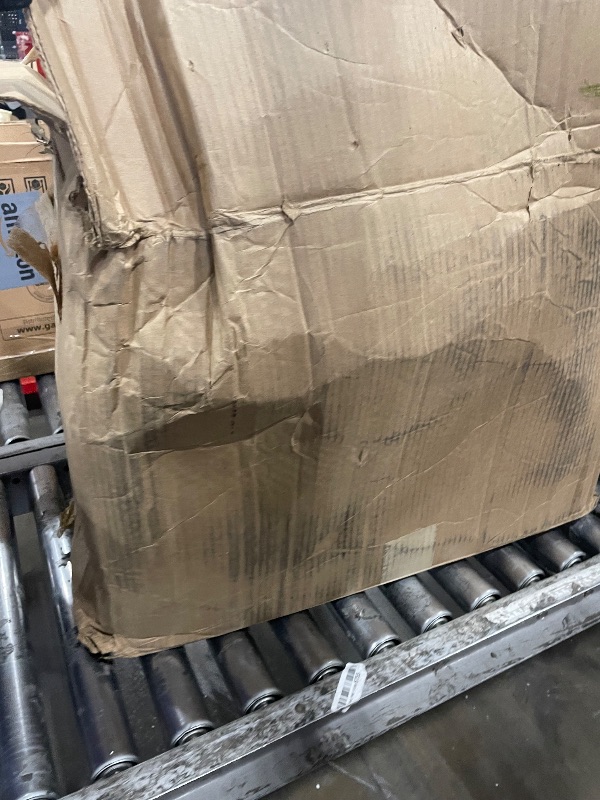 Photo 1 of (light gray) Rugshop Modern Abstract Design Non Shedding Soft Ideal for Living Room,Bedroom,Kitchen Area Rug 5" x 7' Yellow