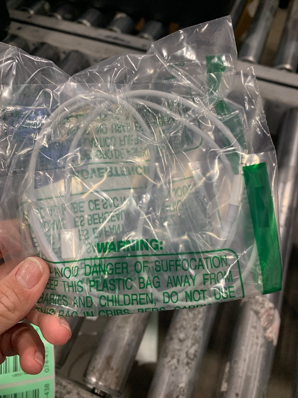 Photo 1 of (Apple MFi Certified) iPhone AUX Cord,Lightning to 1/8 Inch Audio Cable,3.3ft, Headphone Jack Adapter Male Aux Stereo Audio Cable Compatible for iPhone 14/13/12/11/XR/X/8/7 (White)