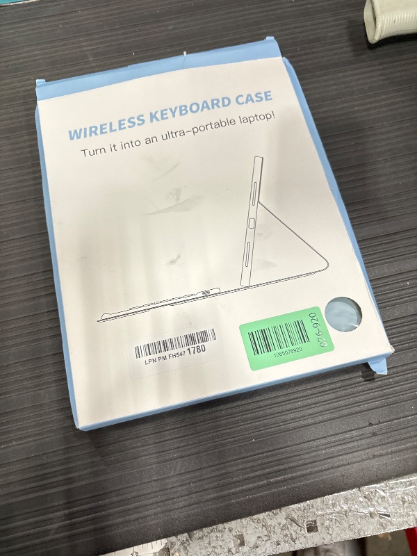 Photo 1 of ***MISSING PARTS***
Harvopu Keyboard Case Compatible with iPad Air 11-inch/Air 5th 4th Generation Case with Keyboard-Backlit Detachable, Folio Cover with Pencil Holder for Air 11" M3/M2 (2025/2024), Air 5/Air 4 (Blue)