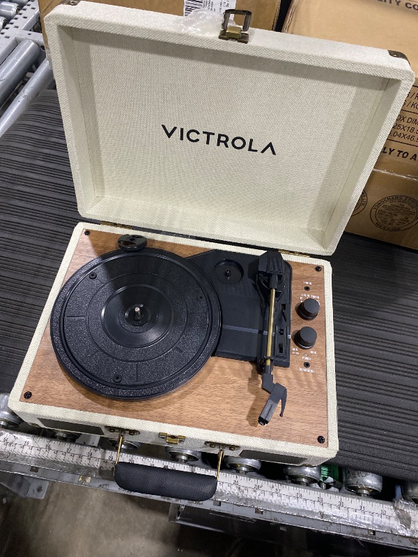 Photo 1 of **NO POWER CORD, UNABLE TO TEST**White portable record player