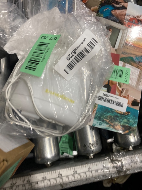 Photo 1 of ***DAMAGED - SEE NOTES/PICTURES*** InnoGear Essential Oil Diffuser, Ultrasonic Diffusers for Home Aromatherapy Humidifier for Bedroom Room 7 Colors LED 2 Mist Mode Auto Off, Basic White