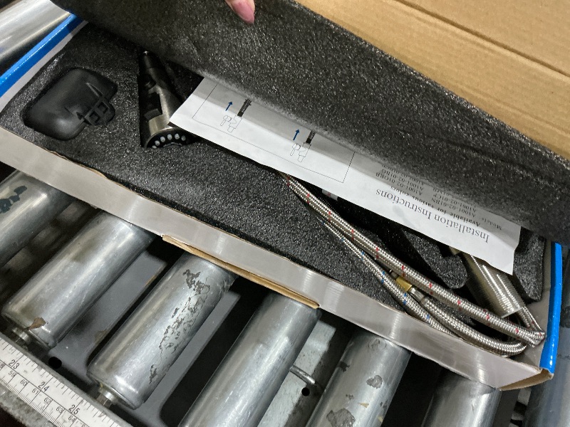 Photo 1 of ***SEE NOTES***
WEWE Single Handle High Arc Brushed Nickel Pull Out Kitchen Faucet,Single Level Stainless Steel Kitchen Sink Faucets with Pull Down Sprayer,Suitable for Laundry Rv Bar