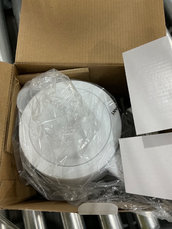 Photo 1 of **pic for reference** Amazon Basics Electric Stainless Steel Kettle for Tea and Coffee, BPA-Free, Fast Boiling, Auto Shut-Off, 1 Liter, 1500W, white