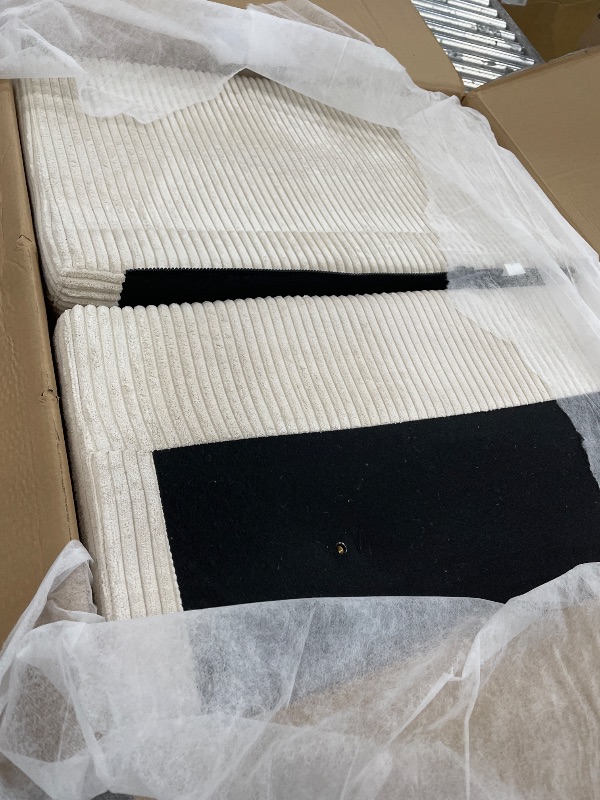 Photo 1 of **INCOMPLETE** LINSY HOME BEIGE HS003C1-01 MODUAR COUCH PIECE 