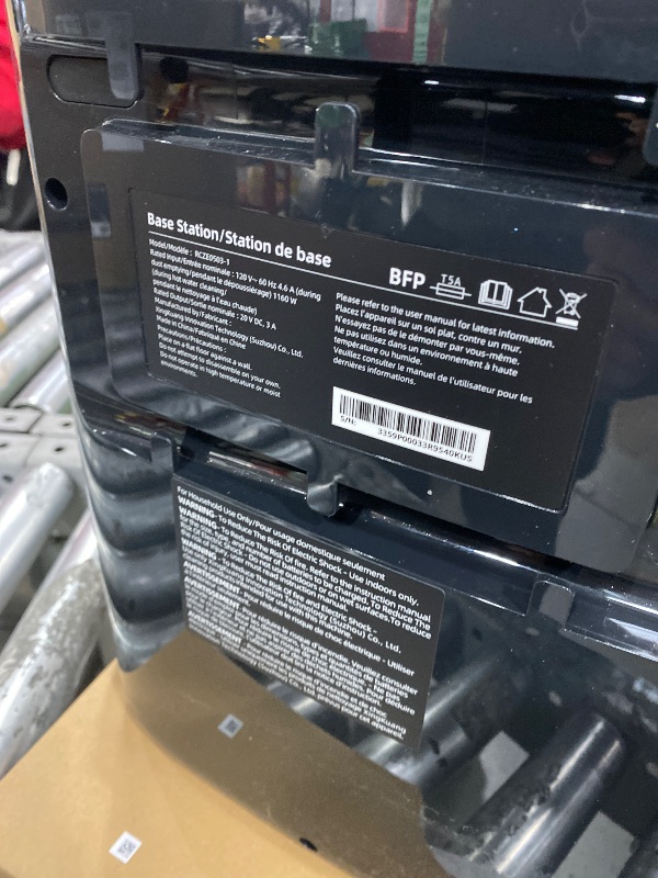 Photo 1 of (NEW IN PACKAGE)     Mova Z60 Ultra Roller Complete Robot Vacuum and Mop, 28,000Pa Suction, 3.14in Obstacle Crossing, AutoShield for Carpet Protection, Zero Tangling Duobrush, Extendable Roller & Side Brush