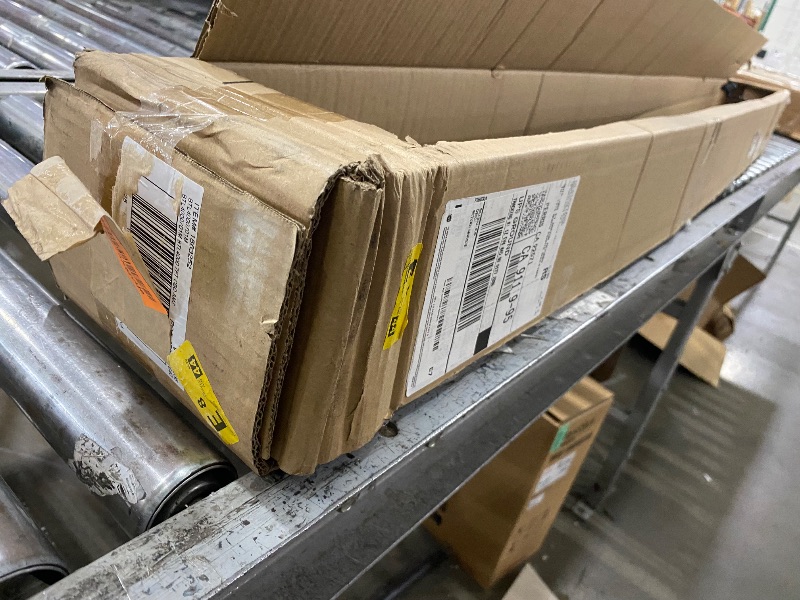 Photo 1 of ** BROKEN OFF TIP*** PENN Battle Spinning Reel and Fishing Rod Combo, Black, 4000 - 7' - Medium - 1pc