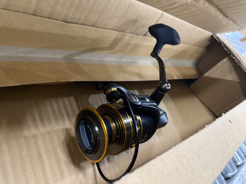 Photo 1 of ** BROKEN OFF TIP*** PENN Battle Spinning Reel and Fishing Rod Combo, Black, 4000 - 7' - Medium - 1pc