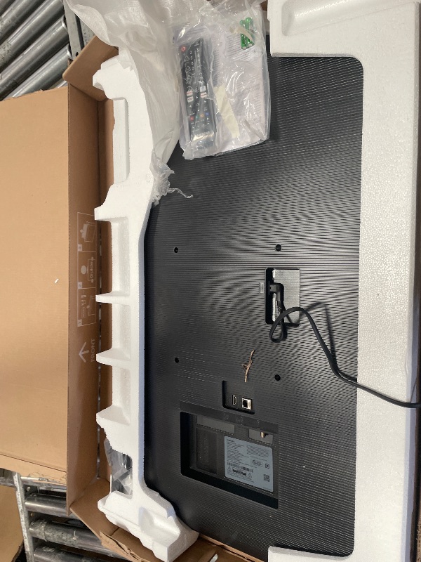 Photo 1 of *** MAJOR DAMAGE TO SCREEN BROKEN ***SAMSUNG 40-Inch Class Full HD F6000 Smart TV (2025 Model) HDR, Object Tracking Sound Lite, Knox Security, One UI Tizen, Smart TV