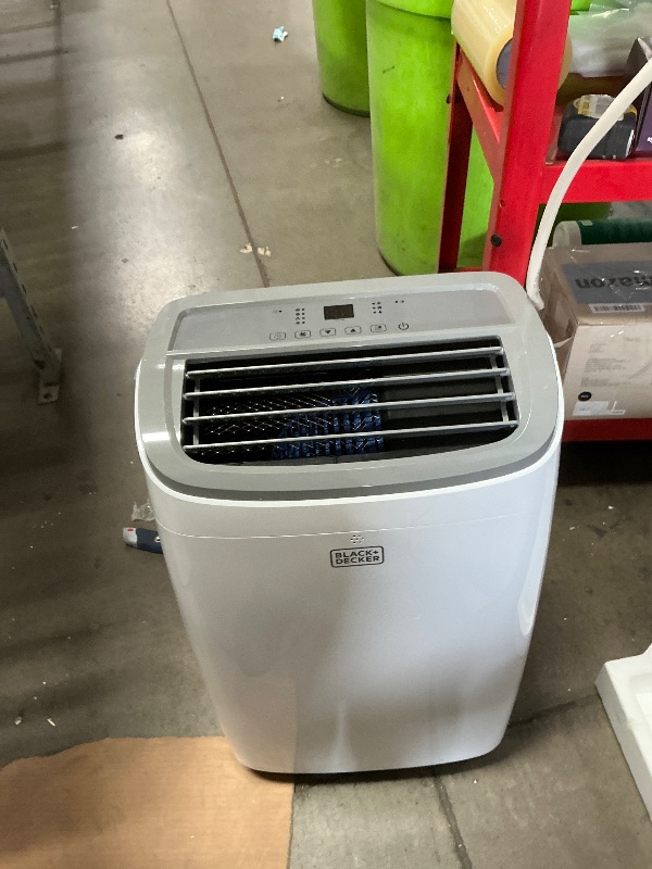 Photo 1 of ***DOESNT POWERBON****
BLACK+DECKER 8,000 BTU Portable Air Conditioner up to 350 Sq. with Remote Control, White