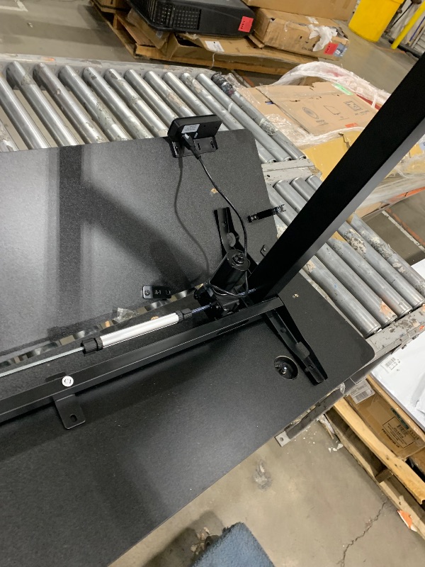 Photo 1 of **used, damaged item**
YIHAYO Electric Standing Desk, 48 x 24 Inches Stand Up Desk with Splice Board, Adjustable Height Desk, Computer Desk for Home Office, Black Frame/Black Top