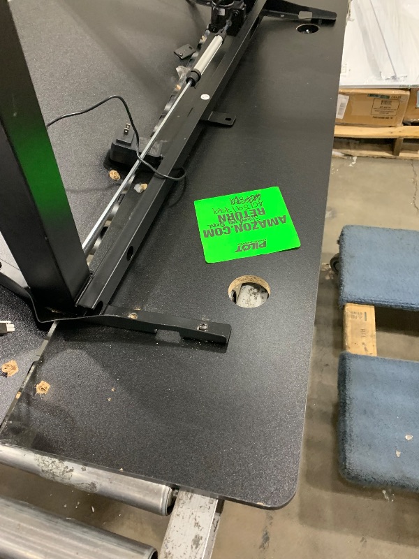 Photo 1 of **used, damaged item**
YIHAYO Electric Standing Desk, 48 x 24 Inches Stand Up Desk with Splice Board, Adjustable Height Desk, Computer Desk for Home Office, Black Frame/Black Top