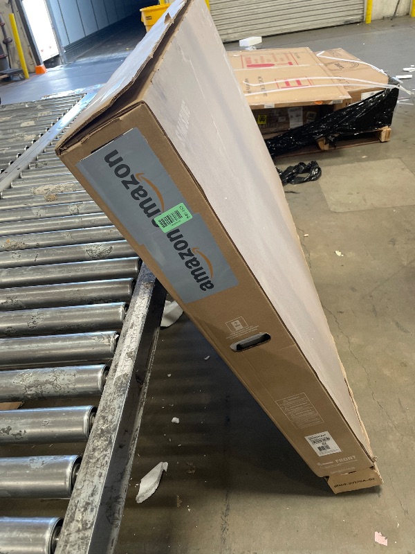 Photo 1 of **MAJOR DAMAGE TO SCREEN, FOR PARTS ONLY**Samsung 75-Inch Class QLED Q7F Series Samsung Vision AI Smart TV (2025 Model, 75Q7F) Quantum HDR, Object Tracking Sound Lite, Q4 AI Gen1 Processor, 4K upscaling, Gaming Hub, Alexa Built-in