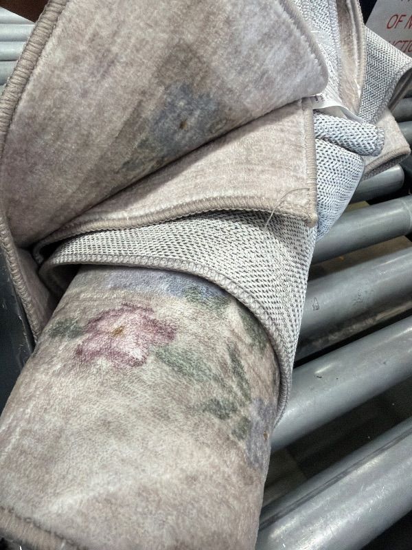 Photo 1 of ***STOCK IMAGE FOR REFERENCE***ARTWEAVER 4x6 Washable Non-Slip Area Rug for Living Room, Dining Room, Bedroom Home Office Entryway-Vintage Soft Non-Shedding Distressed Low Pile Area Rug