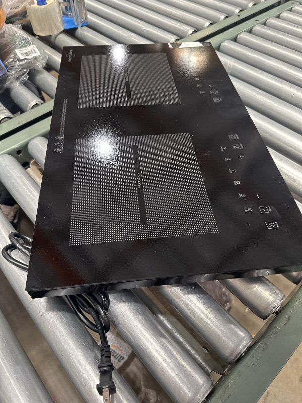 Photo 1 of **POWERS ON BUT GIVES ERROR CODE** Dual Induction Cooktop 1800W with Full Touch Control, Sleek Glass Panel Double Burner, Easy Clean Electric Cooker, Compact Design for Modern Kitchen & Apartment