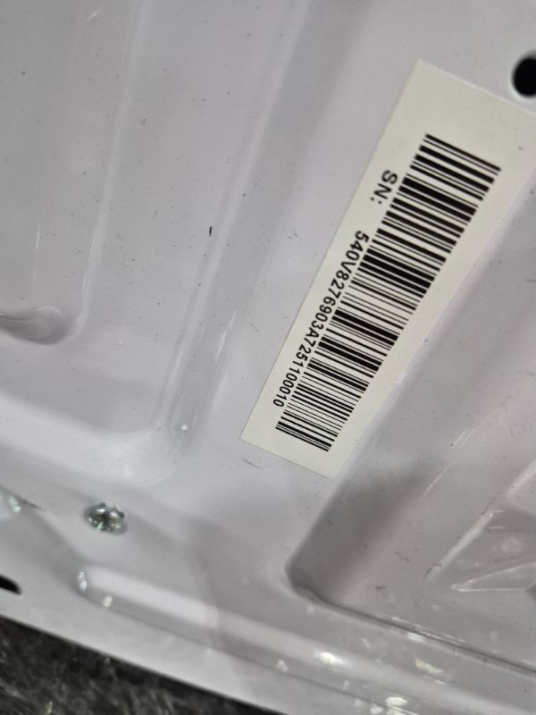 Photo 1 of ***************MISSING THE ROATING GLASS PLATE****************
BLACK+DECKER Over the Range Microwave Oven with Vent and One-Touch Auto Cooking, 1.7 cu. ft. OTR Over Stove Microwave, White, 1000 Watts, EM044K6CF-WH