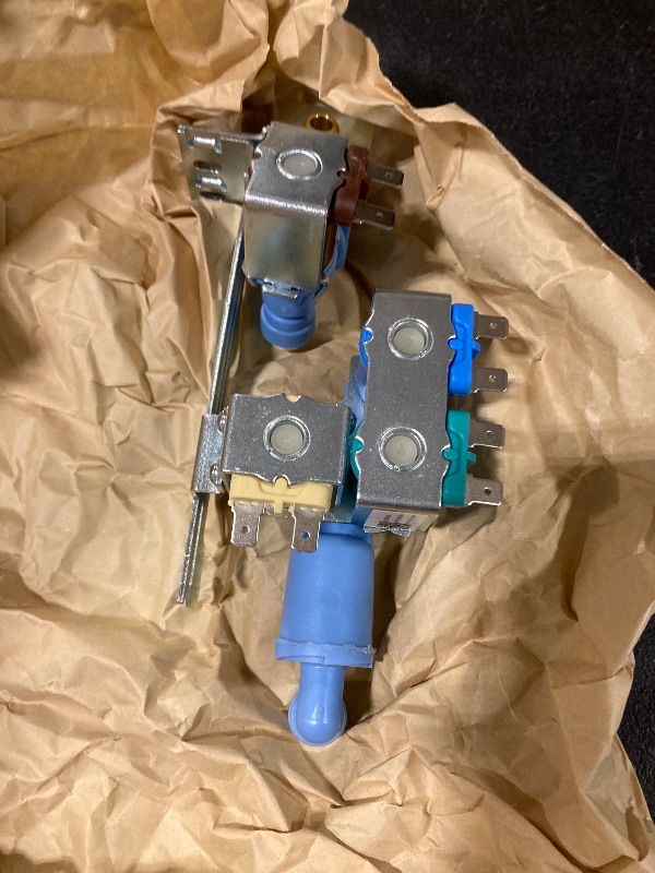 Photo 1 of 242253002 242102201 Refrigerator Ice Maker Water Inlet Valve for frigidaire electrolux kenmore crosley, Replacement Water Valve Parts 2689640, AP5669874, PS7321353, EAP7321353 Fits Model CFD DGH E23