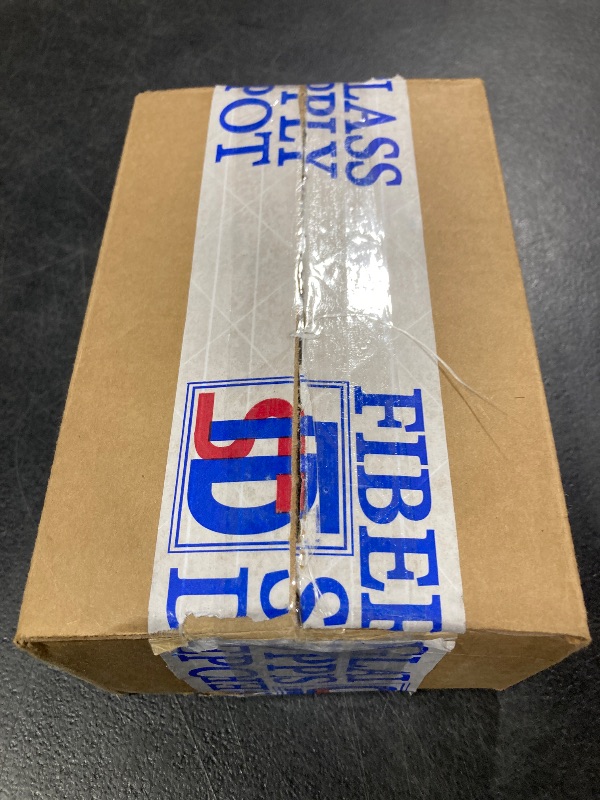 Photo 1 of 2 Lb Density Expanding Pour Foam, 2 Part Polyurethane Closed Cell Liquid Foam for Boat and Dock Flotation, Soundproofing, Filling Voids, and Insulation (Quart Kit)