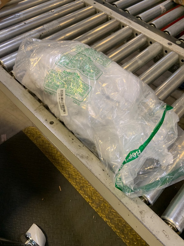 Photo 1 of 1000 sqft Spider Webs Halloween Decorations Bonus with 30 Fake Spiders, Super Stretch Cobwebs for Halloween Indoor and Outdoor Party Supplies