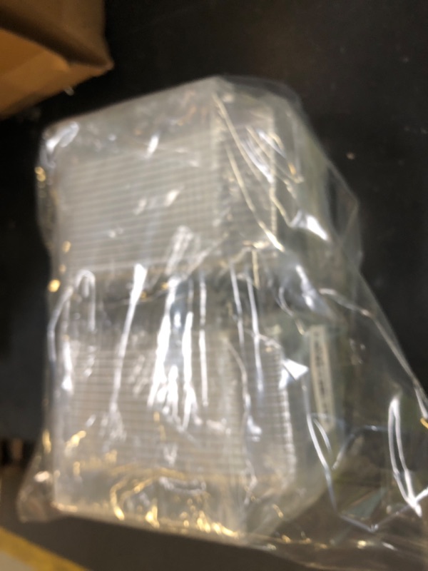 Photo 1 of 100 Pcs Clear Hinged Plastic Containers with Lids,Individual Cake Slice Containers,Square Plastic Food Container,Disposable Clamshell Take Out Containers for Cakes,Cookies,Pasta,Sandwiches,Salad