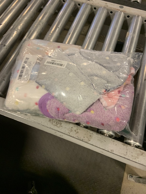 Photo 1 of 1 Pack 6 Blankets Dog Cat Soft Fluffy Fleece Pet Blanket Warm Cute Print Design Puppy Kitten Blanket Doggy Dot Small(23"x16")