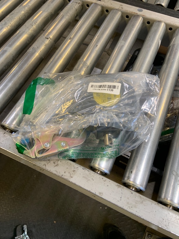 Photo 1 of 11FT Self Retracting Lifeline Fall Protection Retractable Safety Lanyard Rectracting Lifeline Personal Fall Arrest Protection ANSI Self Retractable Gear for Roofing Construction(Small Hook)