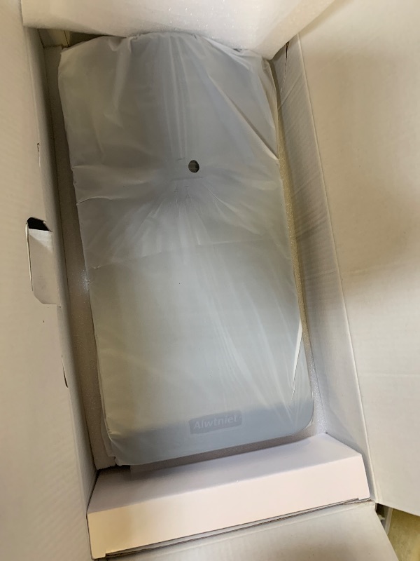 Photo 1 of [Electric Focus] Smart Projector 4K Support 700 ANSI, Mini Projector with Wifi and Bluetooth, Ultra Short Throw, Built-in Android 13, Auto Correction Proyector for Home Theater/Outdoor HY450NTV