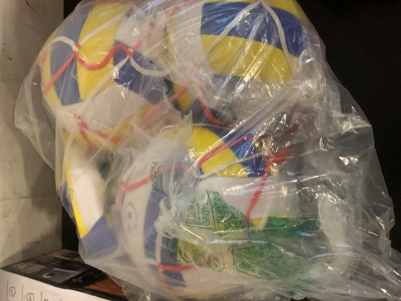 Photo 1 of  volleyballs 4pcs 