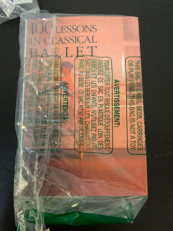 Photo 1 of 100 Lessons in Classical Ballet: The Eight-Year Program of Leningrad's Vaganova Choreographic School (Limelight)