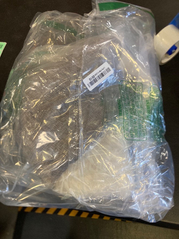 Photo 1 of 4CLAWS Furry Pet Bed/Mat (Convertible) - White