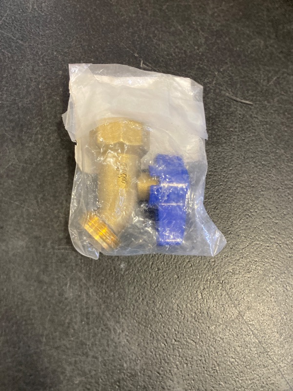 Photo 1 of 1 Piece XFITTING 3/4" Female NPT x 3/4" Garden Hose Threaded Hose Bibb No-Kink, 1/4 Turn, Brass, Water or Oil, 1 Pack