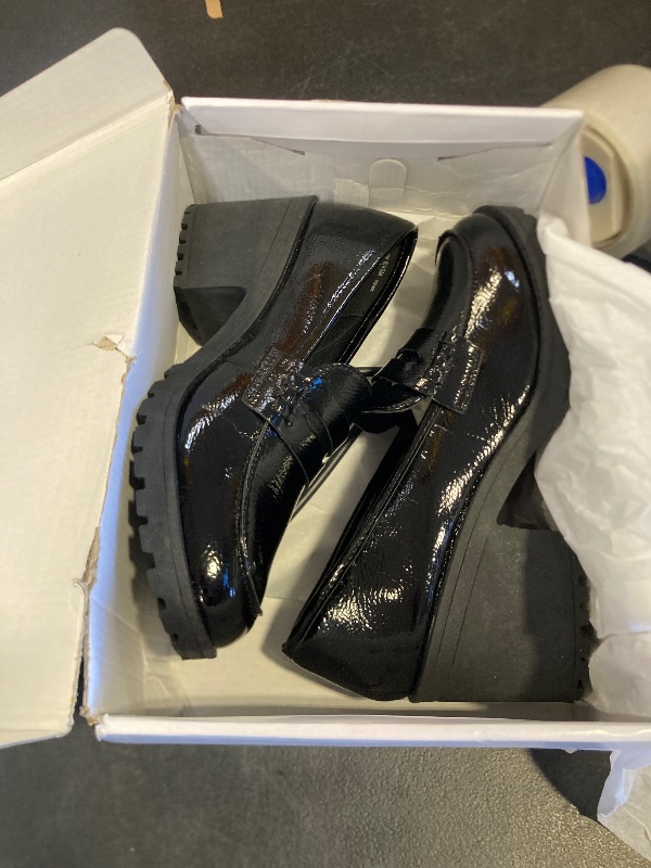 Photo 1 of Dirty Laundry Liberty Womens Moc Closed Toe Loafers, 9 Medium, Black
