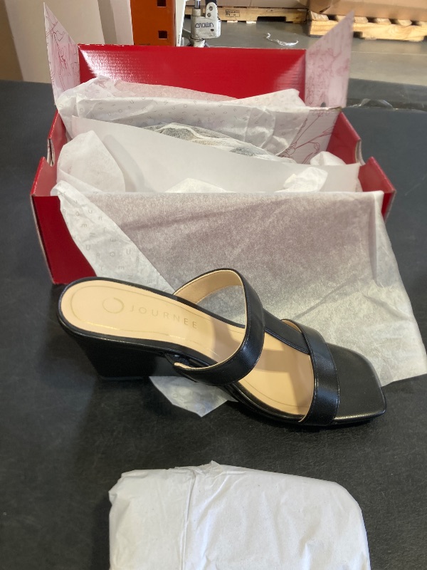 Photo 1 of journee womens wedged sandals size 7