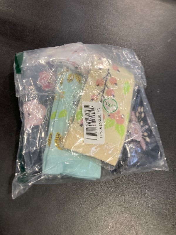 Photo 1 of bropite Compression Socks for Women & Men Circulation-Support Knee High Socks 20-30 mmhg-Best for Running,Medical,Nurse,Travel