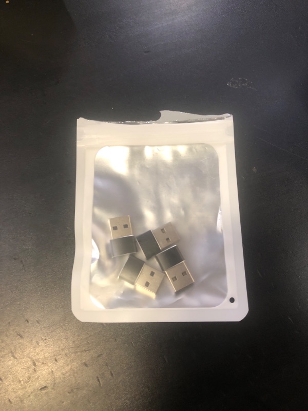 Photo 1 of ????? ???????? USB to USB C Adapter,Type-C Female to A Male Charger Converter for iPhone 17 Charger,iWatch Ultra SE 9 10,iPhone 17 Pro Max 16 15 12,Samsung S25,AirPods,iPad,Car,PS4