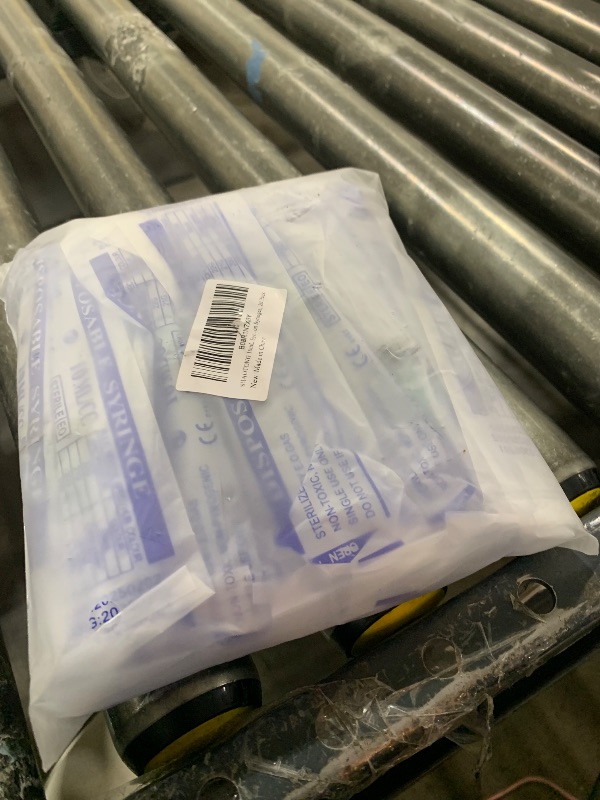 Photo 1 of 10ml/cc Syringe with 21 Gauge 1.5 Inch Needle Lab Disposable Sample Syringes, 20 Pack