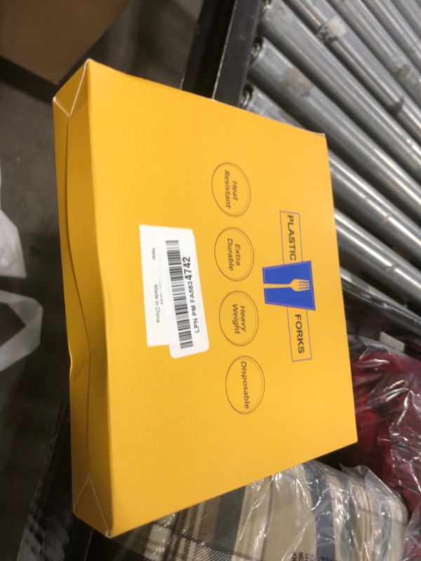 Photo 1 of [100 Count] Clear Plastic Forks Heavy Duty, Premium Disposable Forks, Durable Plastic Cutlery for Parties, Picnics, Big Event, Daily Use - Heat Resistant & BPA Free