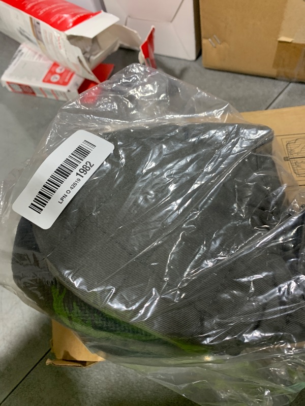 Photo 1 of 1 Pair Short Oven Mitts, Heat Resistant Silicone Kitchen Mini Oven Mitts for 500 Degrees, Non-Slip Grip Surfaces and Hanging Loop Gloves, Baking Grilling Barbecue Microwave Machine Washable (Gray)