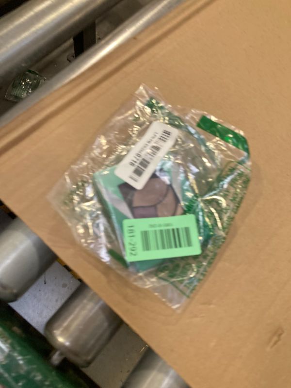 Photo 1 of Almay Eyeshadow Palette, Longlasting Eye Makeup, Primer Enriched with Antioxidant Vitamin E, Hypoallergenic, 040 Green Eyes, 0.1 Oz