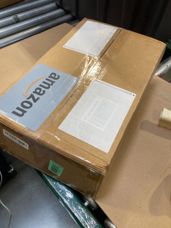 Photo 1 of 30 Sets - 34 oz Plastic Cups with Lid and Straw,Disposable Coffee Cups with Lids for Iced Coffee,Smoothie,Milkshake,Cold & Hot Drinks, Sturdy/Food Safe/Reusable Clear Party Cups for Pool, Beach Party