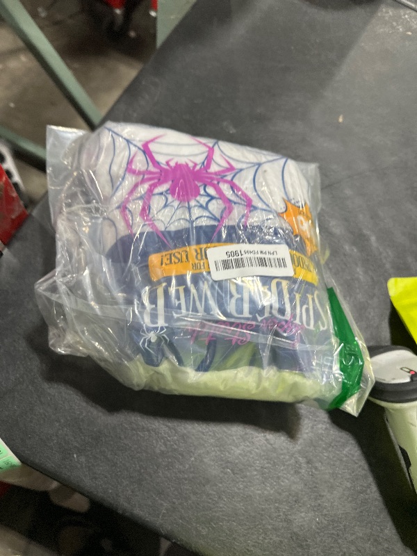 Photo 1 of 1000 sqft Spider Webs Halloween Decorations with 77 Fake Spiders, Super Stretch Cobwebs for Halloween Indoor and Outdoor Decor