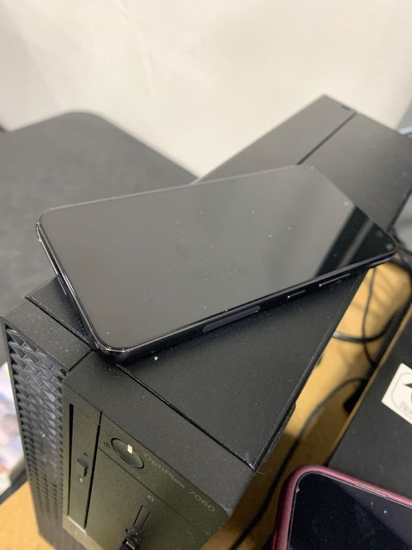 Photo 1 of *LOCKED** SAMSUNG Galaxy S22 Cell Phone, 128GB, Black