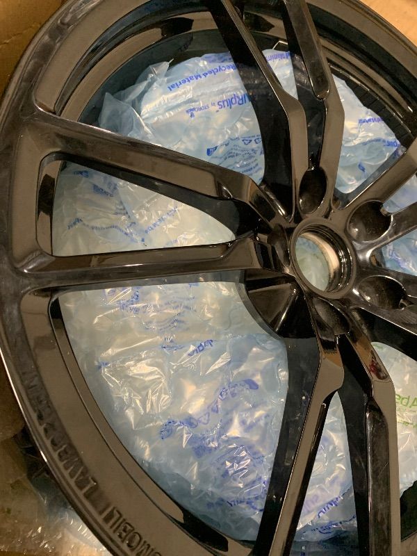 Photo 1 of LAMBORGHINI LP SUPERLEGGETA 570 SILVER FRONT RIM