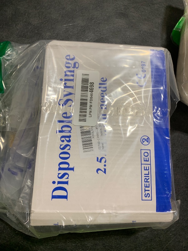 Photo 1 of 100 Pack - 2.5ml/cc Luer Lock Plastic Syringe with Needle 25Ga, Lab Measuring Tools for Industrial Dispensing, Science Lab and Plant Injection Supplies