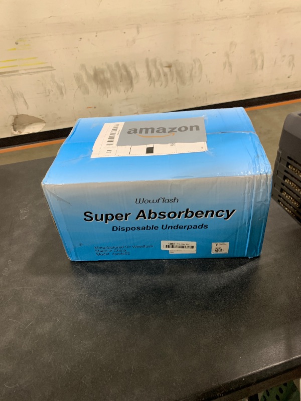 Photo 1 of 100 Count 22” x 22” Super Absorbency Disposable Underpads, Leakproof Quick Drying Disposable Pads for Baby, Puppy and Adults, Puppy Pads, Cat Pee Pads for Dogs, Potty Puppy Training Pads