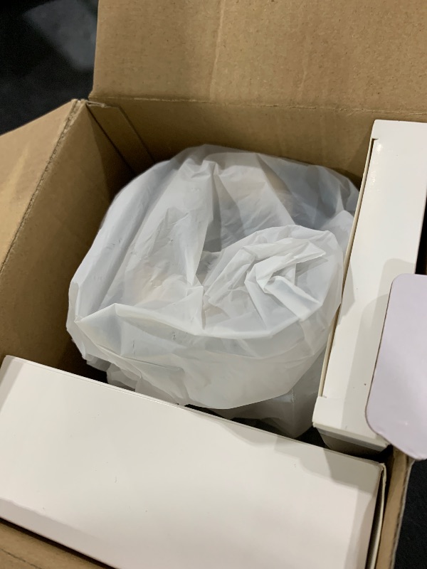 Photo 1 of ?Auto Focus and 1080P?Magcubic Mini Smart Projector with 4K Support