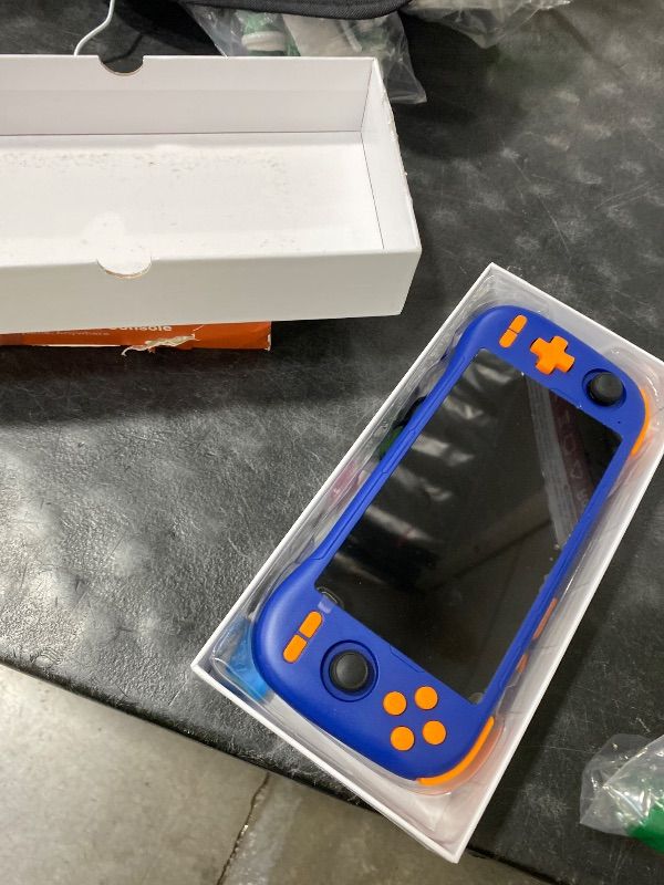 Photo 5 of kinhank K56 Retro Handheld Game Console, Support 16000+ Games, Equipped with 128G TF Card, Android 14.0 System, Portable Retro Video Game Console, 5.5 Inch IPS Touch Screen, 2.4G/5G, BT 5.0 (128GB)