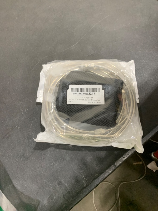 Photo 1 of 10 Pcs 6Inch Metal D-Shaped Binder Rings with Black Drawstring Bag Large Book Ring Clips Nickel Plated Steel D-Shaped Loose Leaf Binder Ring Book Keychain for Home Office Files DIY Craft Supplies