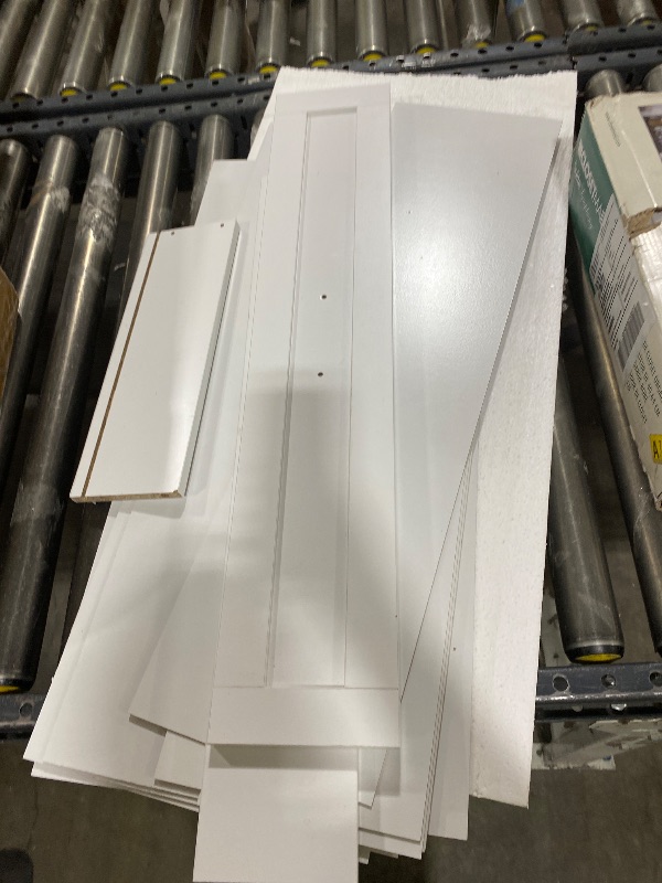 Photo 1 of WHITE KITCHEN CABINET UNKNOWN SIZE/MODEL 