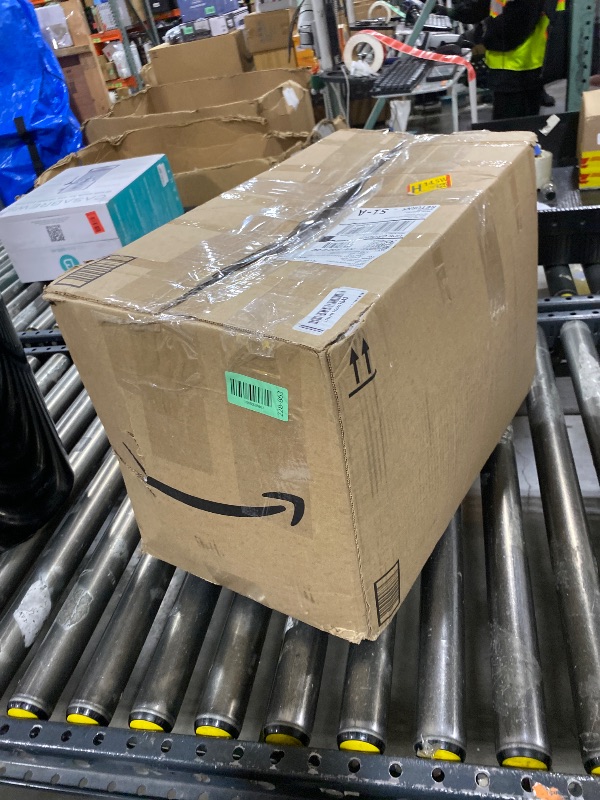 Photo 1 of DWR Heavyweight Down Feather Fibers Comforter Oversized King, Ultra-Soft Cotton Blend Fabric, Overfilled Winter Warm Hotel Duvet Insert for Cold Weather/Sleeper (120x98, White)